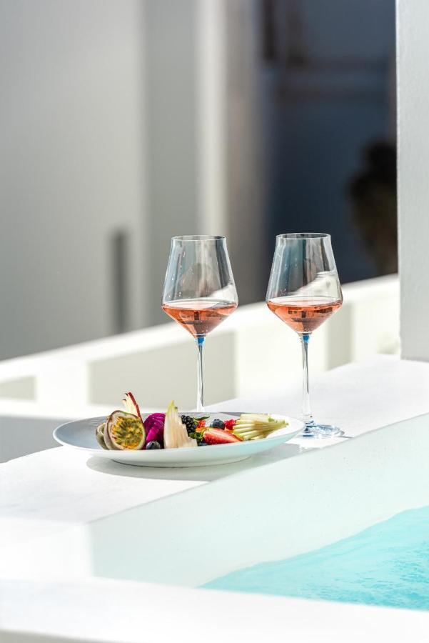 Akra Suites & Spa Imerovígli Buitenkant foto