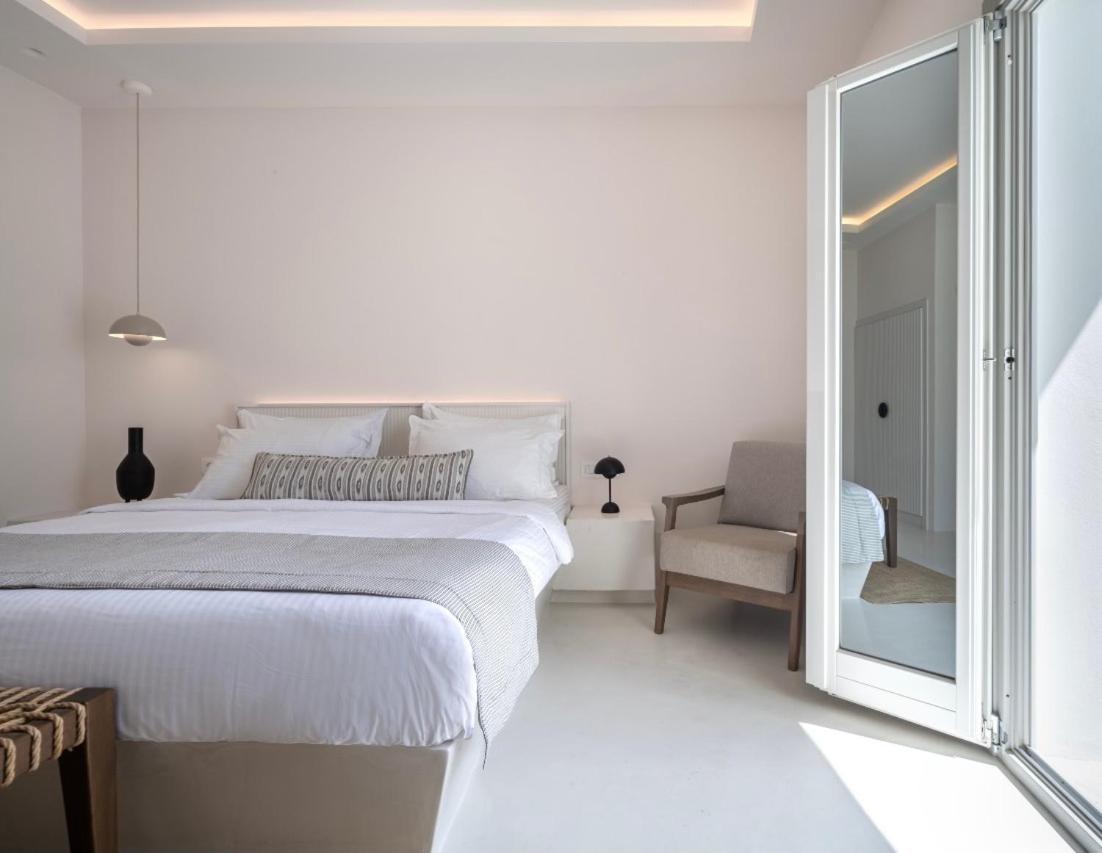 Akra Suites & Spa Imerovígli Buitenkant foto